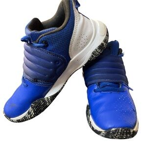 Under Armour Jet 21 Sneakers Size 5 Youth